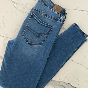 AE High-Rise Jegging Size 4